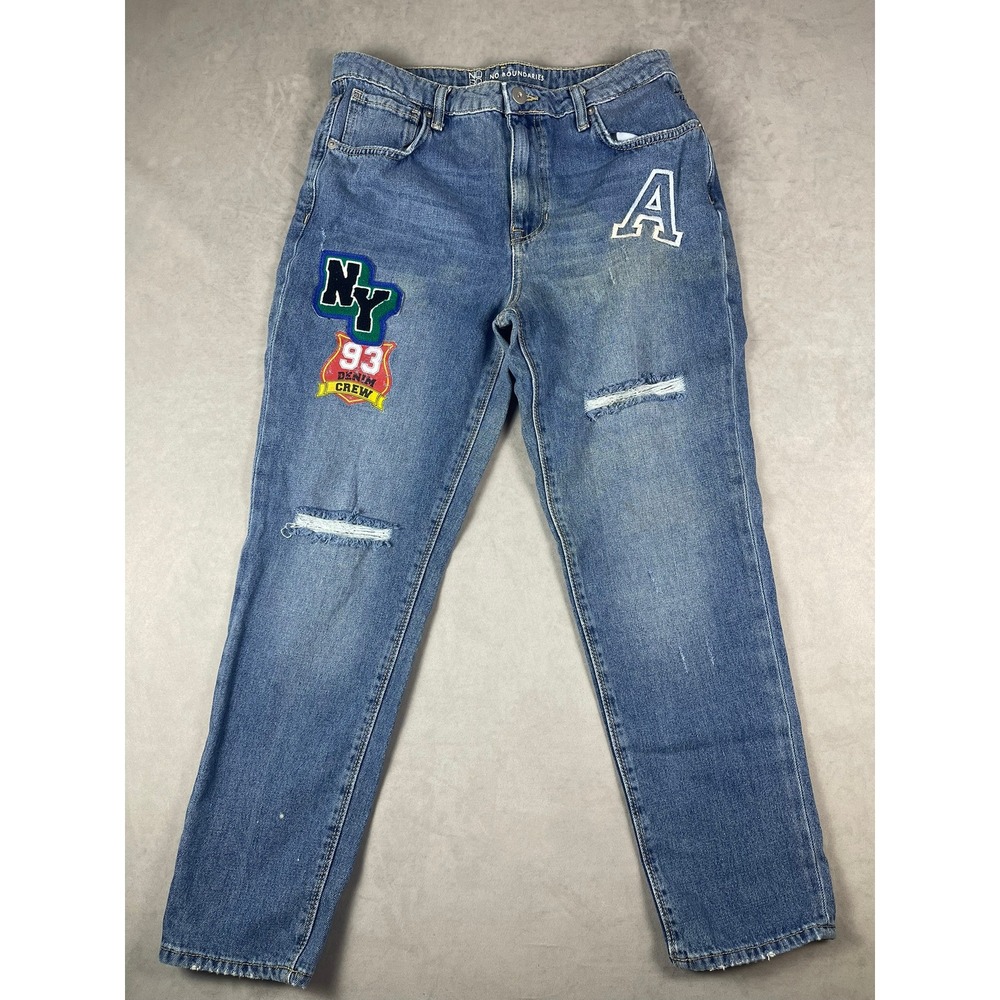 No Boundaries Womens High Rise Mom Jeans Blue Patch Distressed Size 13 Varsity A